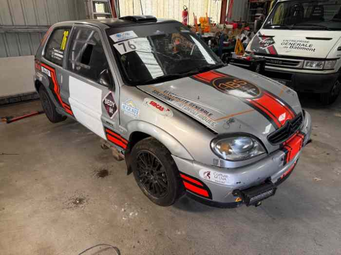 Saxo f2013 accidentée