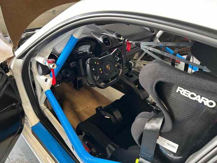 Porsche GT4 RS de 2025 2