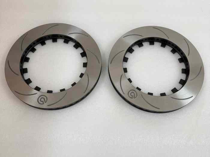 Disques arrière BREMBO REPLICA pour 207 S2000 en 295 x 25.4mm. 1