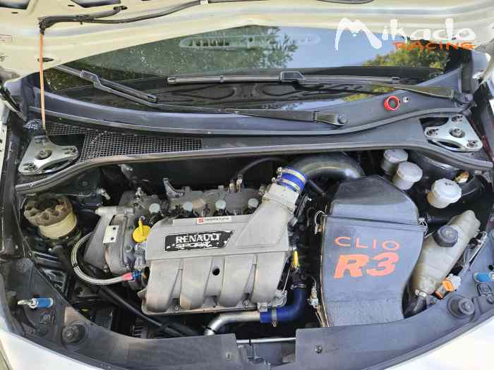 Clio R3 Max – photo 4 sur 4