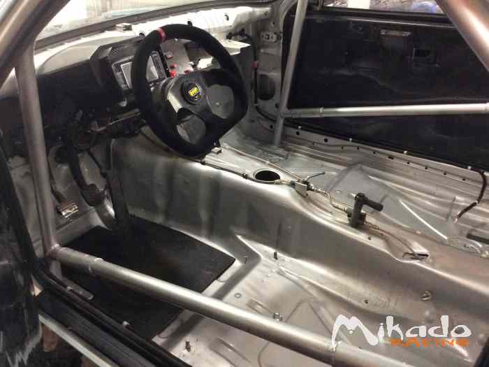 Caisse bmw e30 côté ou circuit papier 316 3