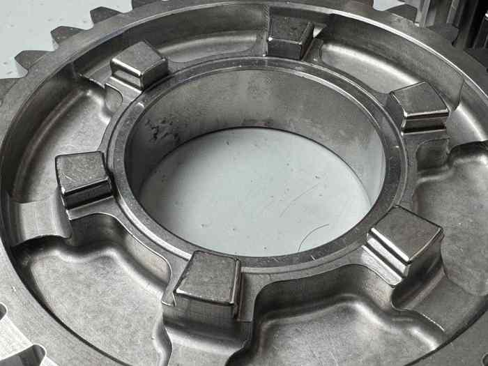 Vends pignons SADEV C2 S1600 1