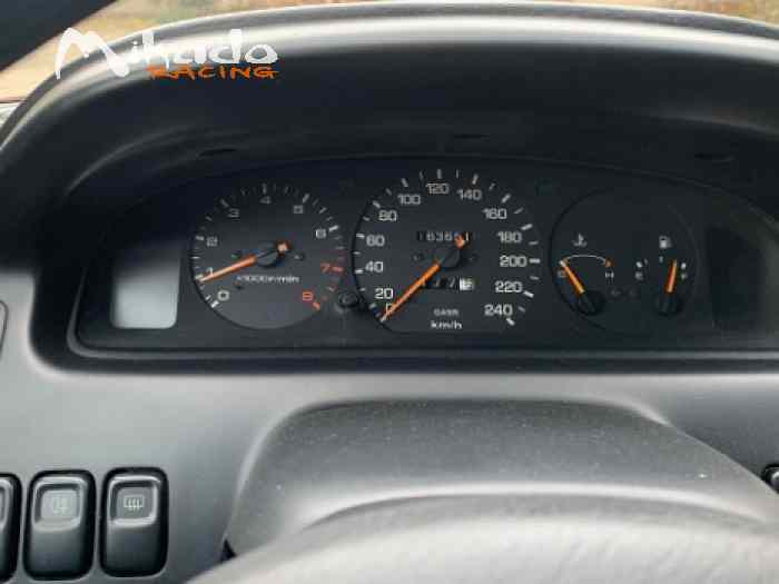 Vends MAZDA MX6 belle young timer 4