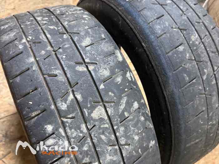 Pneu hankook 15p et pirelli pluie 2