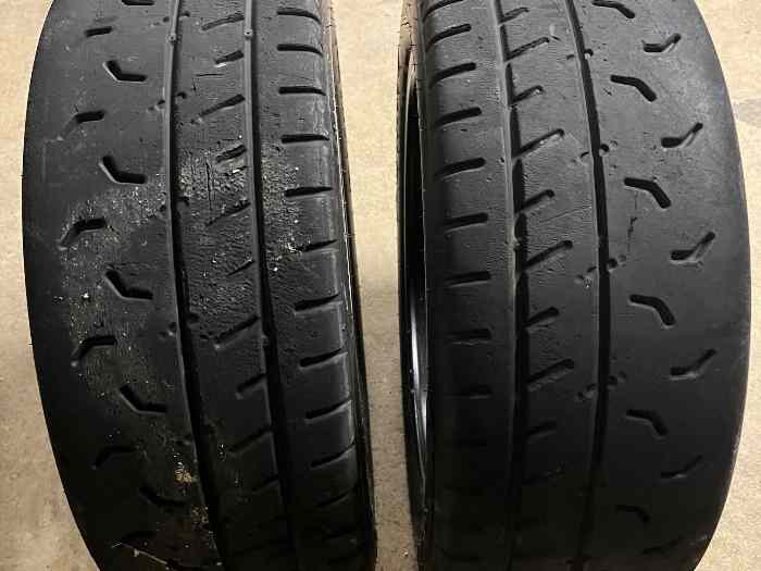 Pneus kuhmo 1
