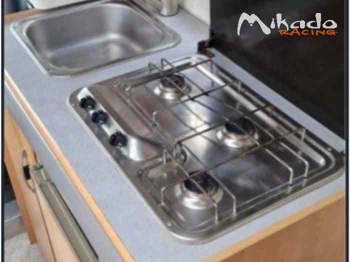 Camping car Hymer avec attelage 4