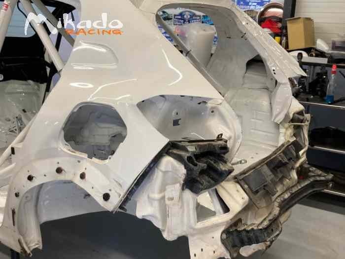 COQUE ACCIDENTÉE 208 RALLY4 DE 2025 AVEC CG 4