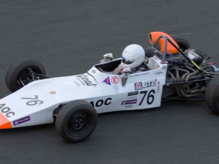 FORMULE FORD VAN DIEMEN RF76 0