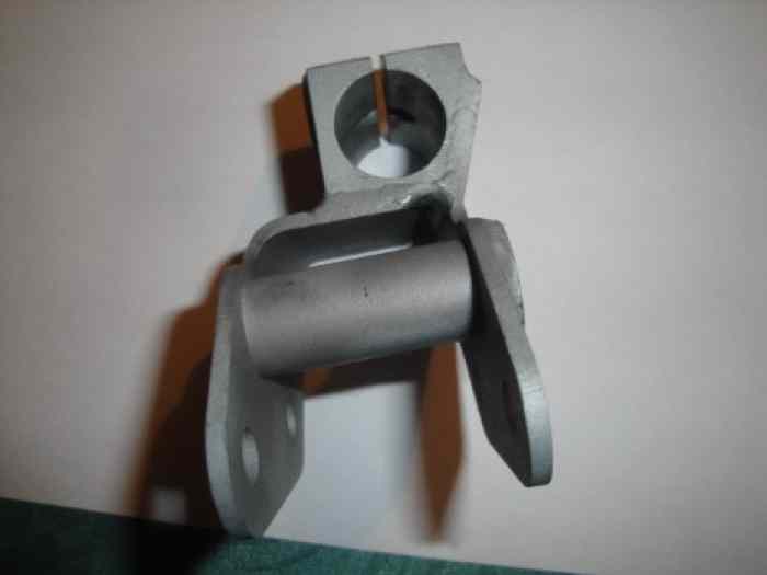 CHAPPE de cremaillere de direction 5