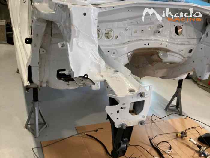 COQUE ACCIDENTÉE 208 RALLY4 DE 2025 AVEC CG 1