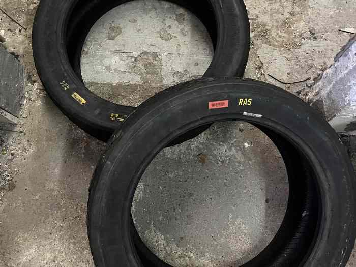 Pneus Pirelli RA5 17Pouces 0