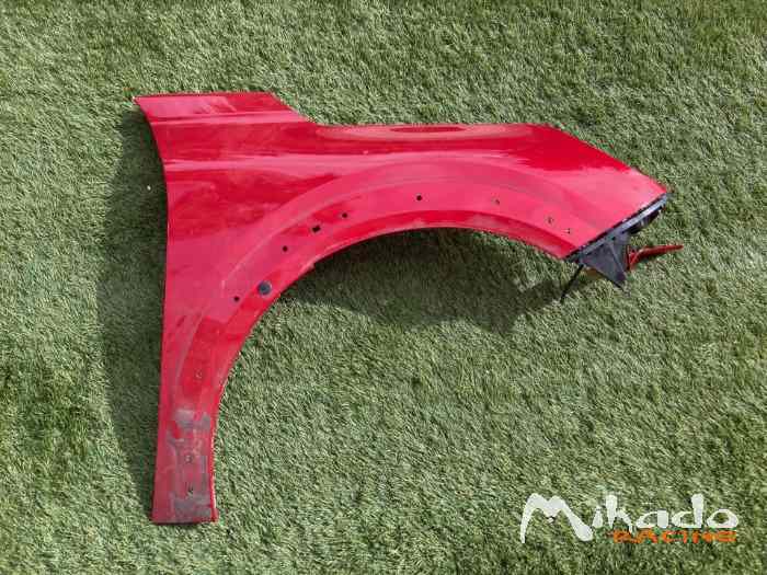 2 AILES AVANTS DE PEUGEOT 208 2 2