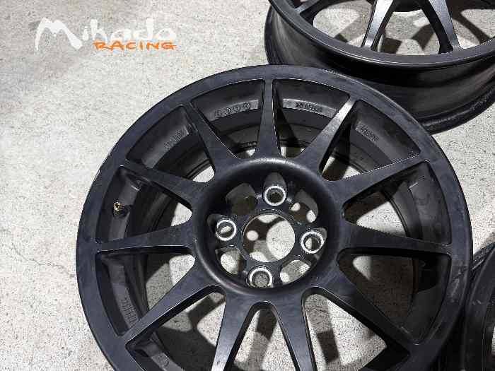 4 Jantes Speedline noir pour 208 R2 1