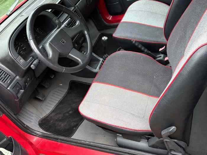 Citroën AX 4x4 série limité piste rouge 400 exemplaires 2