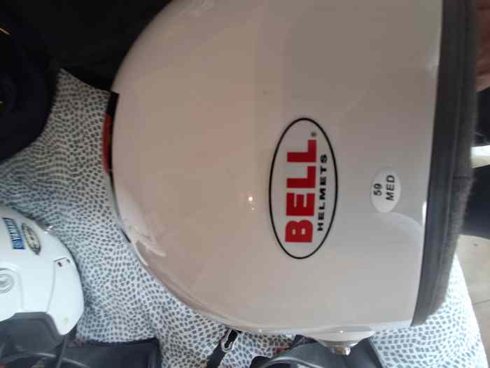 Vends Casques Bell MAG 10 2