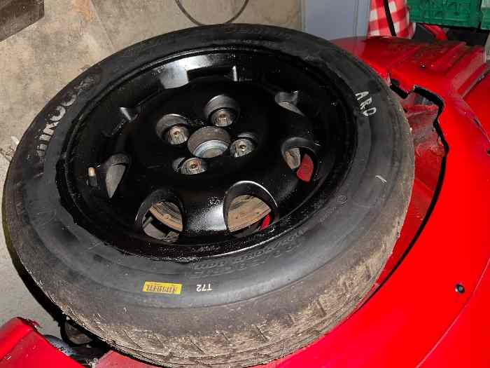 14 Roues Peugeot 205 1.9 GTI 3