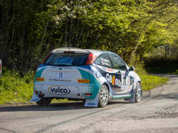 vraie focus kit car USINE + énorme lot de bord 2