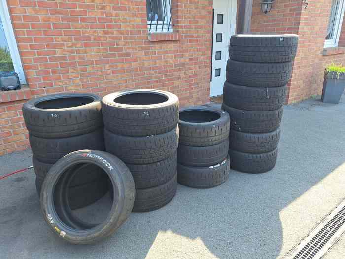 Lot de 18 Pneus 18 pouces Hankook Ventus Z205 - Z215 0