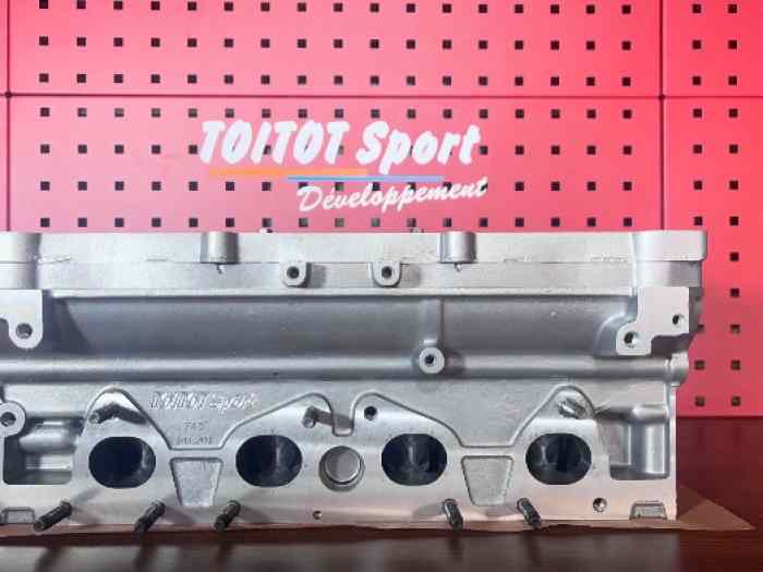 Vds culasse tu5j4 saxo/106 s 16 gr a neuve 1