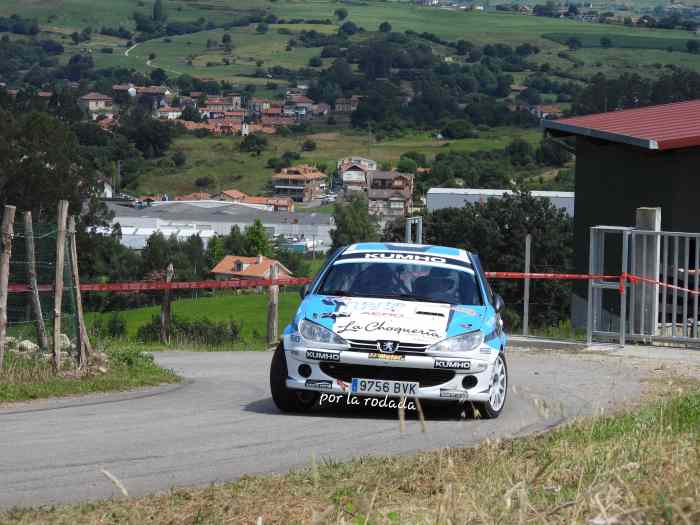 206 F2000 Rapide et fiable 4