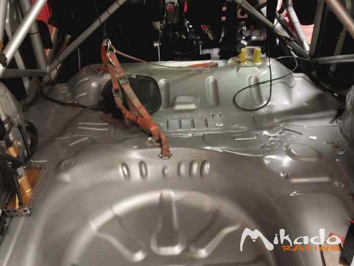 À vendre : Peugeot 208 R2 en excellent état 1