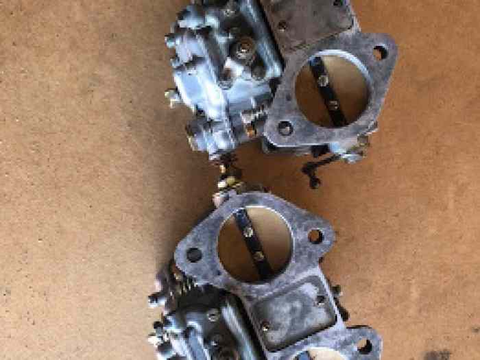 2 carbus Weber 45 DCOE 1