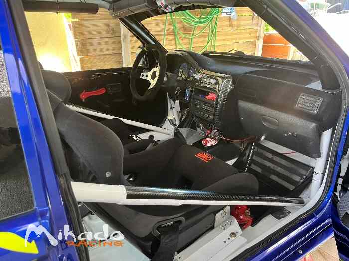 Achète 106 groupe A voir F2000