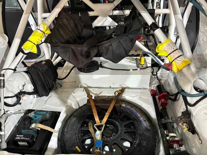 Renault Clio V rc5 4