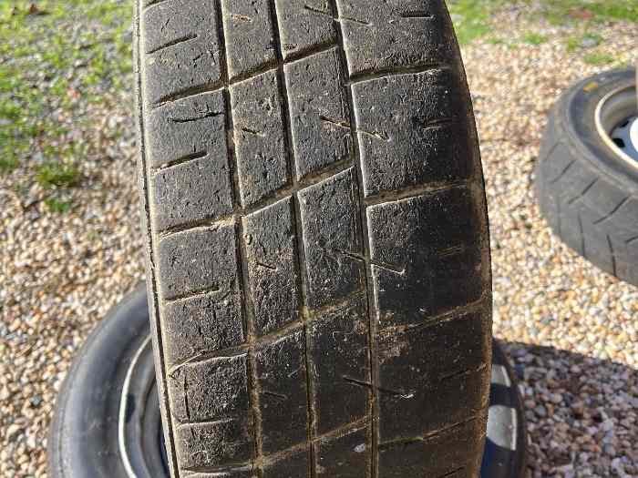 4 pneus pluies Hankook 14 pouces 1