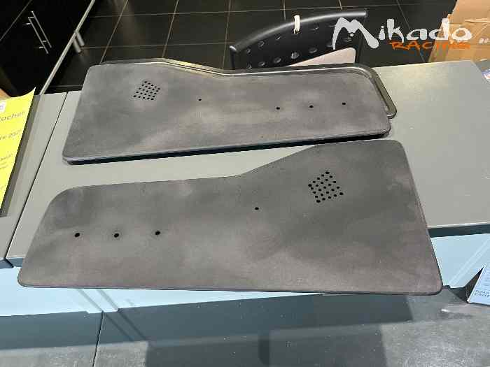 Lot de pièces formule Renault 4