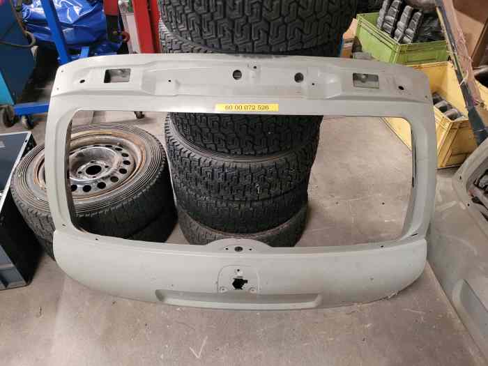 Lot pièces carrosserie clio 2 rs ou cup 4