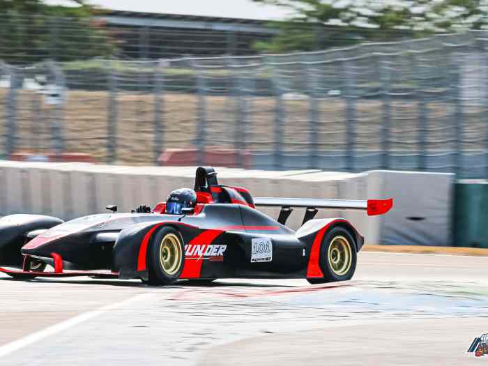 Nouvelle Wolf GB08 Thunder – Ex voiture de démonstration 2