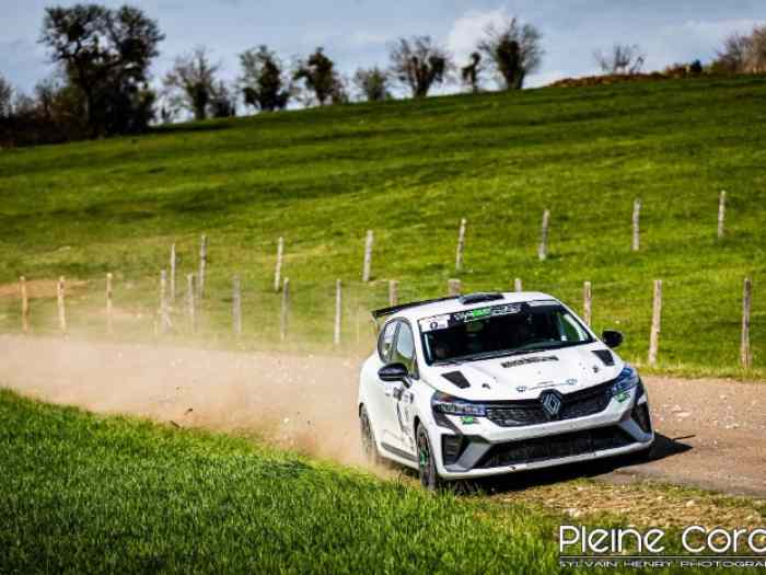 VENDS CLIO RALLY 3 1