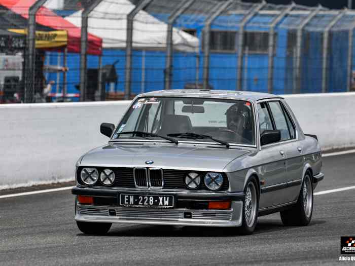 Bmw e28 528i m30b34 m90