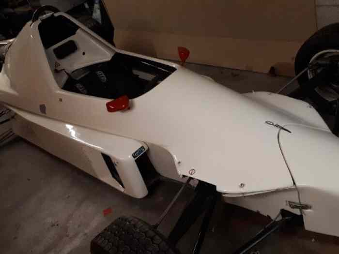 Formule Ford Kent très intéressante . ...