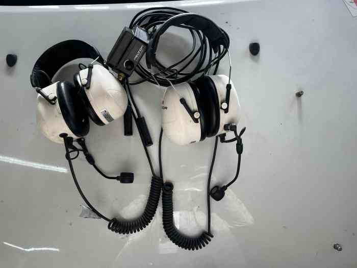 casque de liaison et radio 0