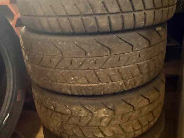 Pneus pluies en 16 kumho