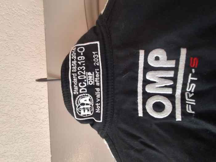 Vends combinaisons peu servies. 1