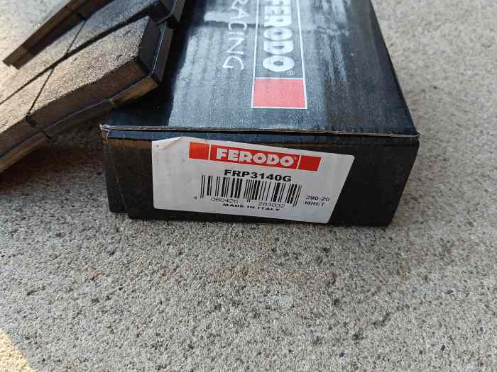 Plaquettes pour étrier AP racing et brembo 5