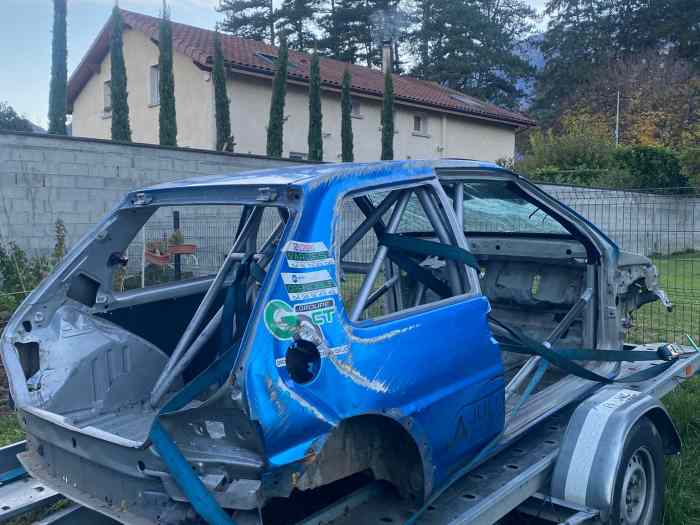 Vends caisse 106 n2 accidentee + passeport n2 2