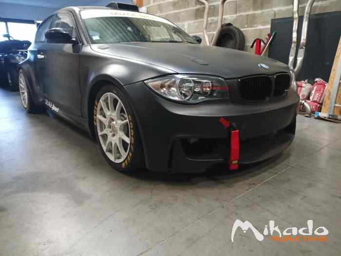 BMW serie 1 M3 v8 delage 420 ch specia...