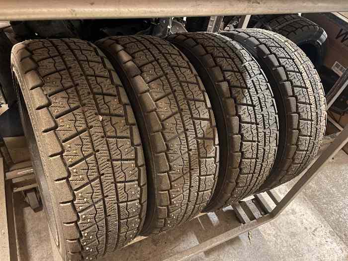 pneus neige et clous en 17 4