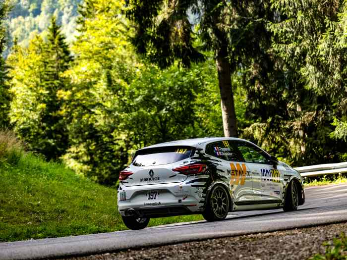 RENAULT CLIO Rally5 1