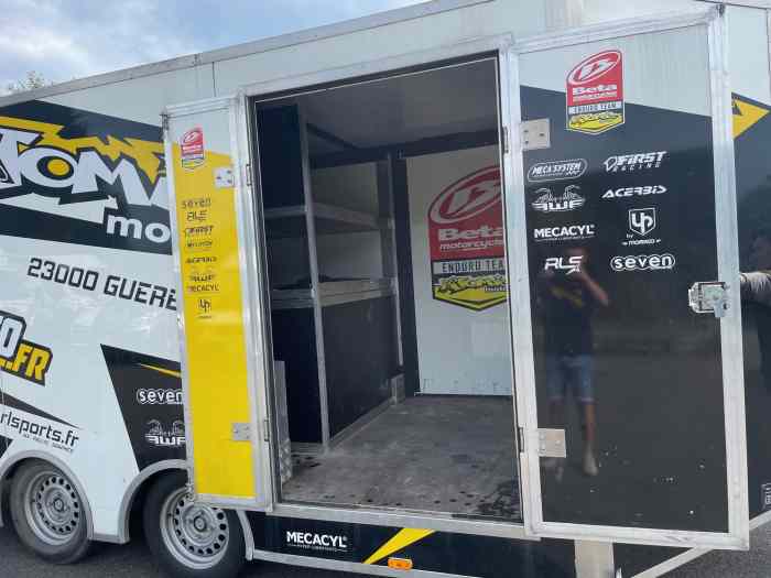 REMORQUE DOUBLE ESSIEU GRAND VOLUME 2