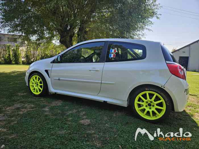 Clio R3 Max 1