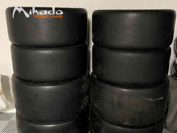 Pneus slick Michelin Porsche Cup N2 Neufs 0