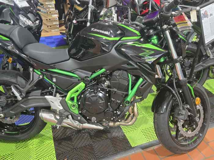 New/Used,Piaggio,Yamaha,Ducati,supersport,sportbike motorcycle ETC 3