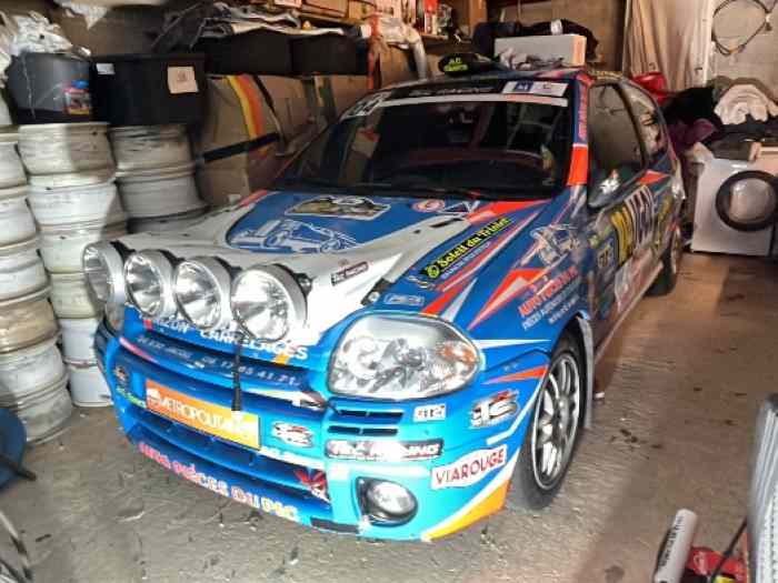 Renault Clio 2 rs 1 n3 groupe N 4