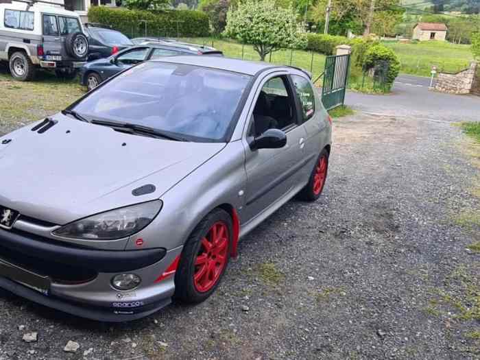 Vend ou echange peugeot 206 s16 piste 1