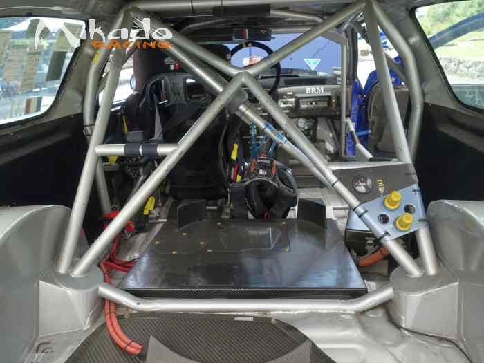 voiture compétition NISSAN KIT CAR USINE 3